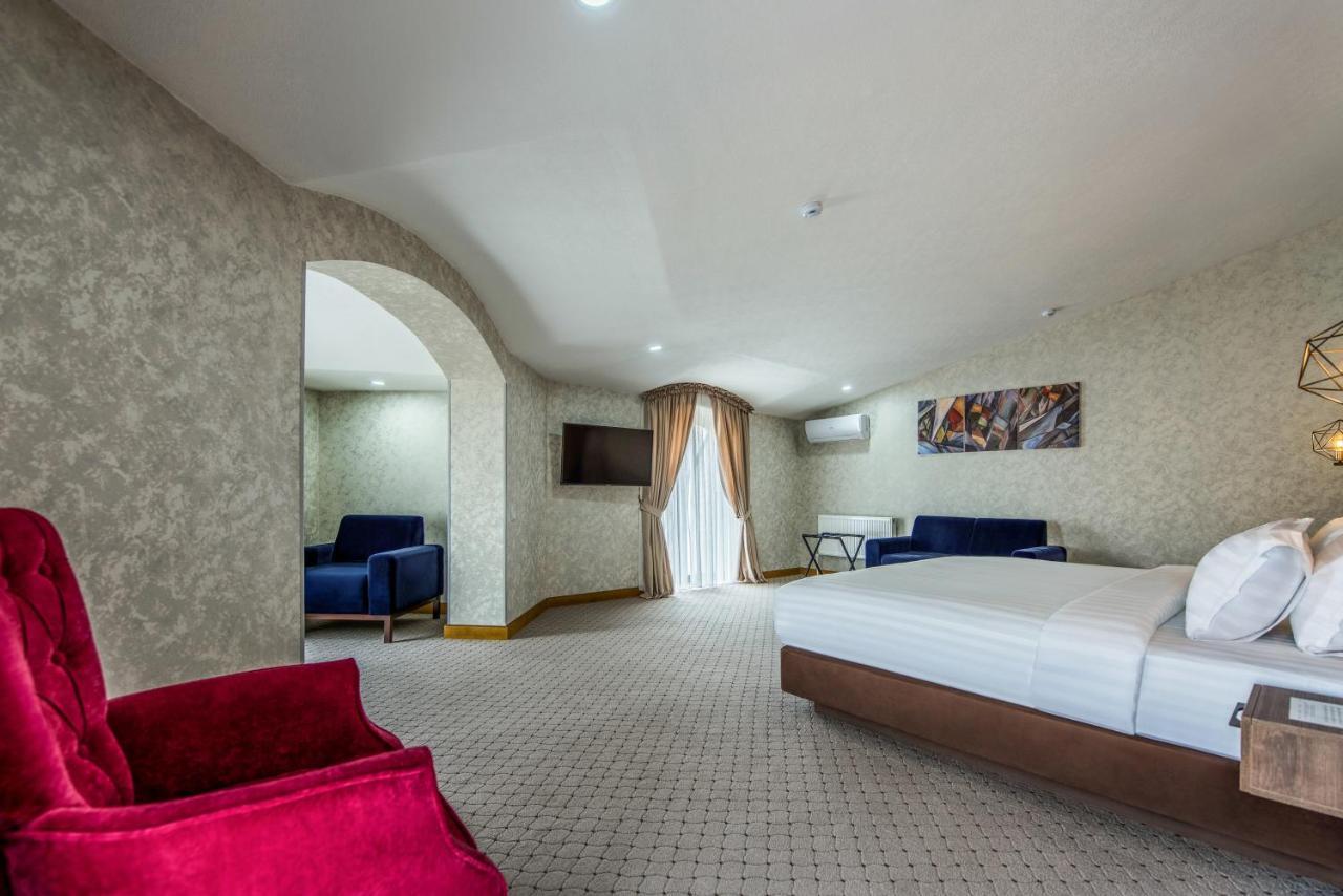 Corner Hotel Ташкент Екстер'єр фото