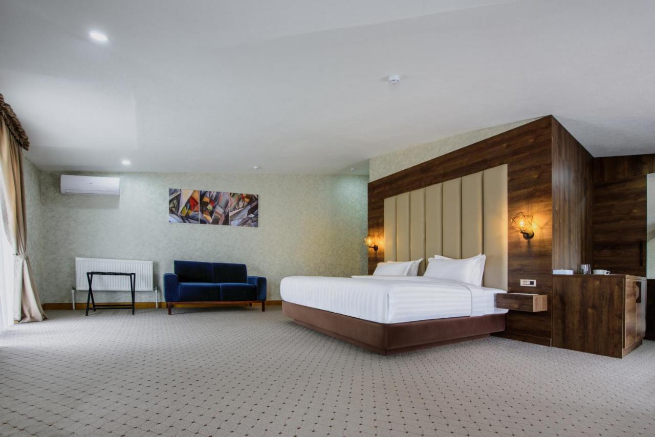 Corner Hotel Ташкент Екстер'єр фото